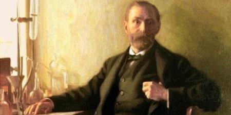 خوسيه إتشيجاراى.. عالم رياضيات وروائى إسبانى حصد نوبل فى الأدب