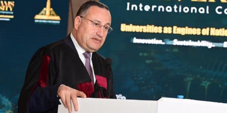 وزير التعليم العالي ورئيس جامعة عين شمس يفتتحان المؤتمر الدولي الرابع عشر لجامعة عين شمس