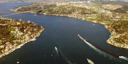 كيف يواجه العالم تمسك إيران بإغلاق مضيق هرمز؟... خبير يجيب