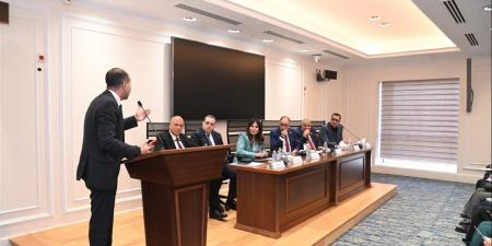 وزيرة الإسكان توجه بتشكيل لجنة فنية مكبرة لمعاينة مشكلات الصرف بقرى مركز السنطة في الغربية