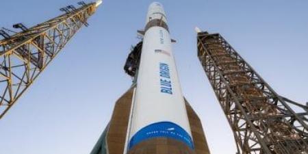 إنجاز تقنى ثم إخفاق مدارى.. بلو أوريجن تضع قمرا صناعيا فى مدار خاطئ