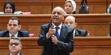 البرلمان يرفض مقترح النائب مصطفى بكري بشأن تقليص مدة فحص التركزات الاقتصادية بقانون حماية المنافسة