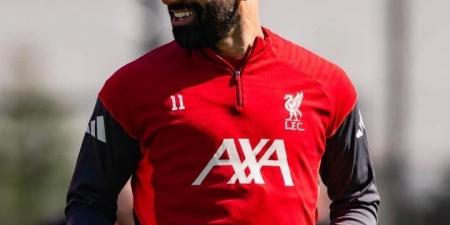 محمد صلاح يقود تدريبات ليفربول بابتسامة قبل مواجهة كريستال بالاس.. صور