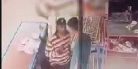 رفض إعطائه جوال فارغ.. ميكانيكى يعتدي على عامل بمخبز بسلاح أبيض في بورسعيد