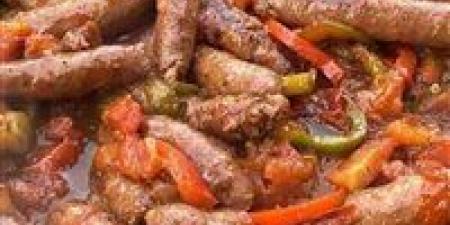 الرائحة بتدوّخك.. أسرار وصفات السجق “بتاع العربية” بطعم احترافي