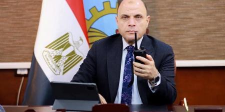 محافظ الغربية: دعم الحرف اليدوية والمشروعات الصغيرة على رأس الأولويات