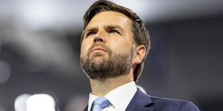 الجارديان: جي دي فانس في قلب معادلة معقدة بين واشنطن وطهران