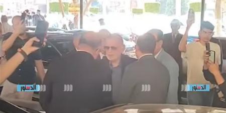 ثروت الخرباوي يشارك في جنازة الراحل مختار نوح (فيديو)