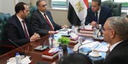 وزير الصحة يتابع مستجدات المشروعات الإنشائية مع رئيس شركة وادي النيل