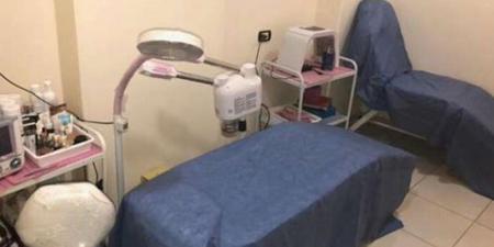 ضبط عيادة علاج طبيعي يديرها منتحل صفة طبيب في كفر الشيخ