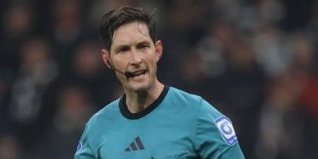 طبيب عظام ودولى من عام واحد.. من هو ماتياس يولنبيك حكم قمة الأهلي والزمالك؟