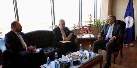 وزير السياحة والآثار يبحث مع السفير الأمريكي بالقاهرة تعزيز التعاون