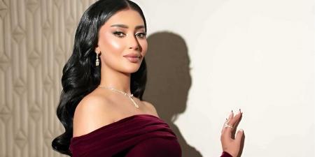 أطلت من على فراش المرض داخل المستشفى.. فنانة شهيرة تتعرّض لانتكاسة صحية مُفاجئة