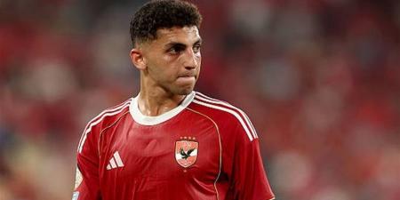كوكا يحل أزمة الجبهة اليسرى في منتخب مصر