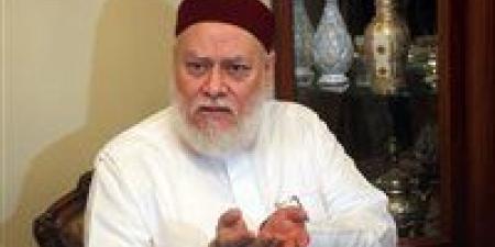 هل الإحرام قبل أم بعد السفر للعمرة؟.. علي جمعة يكشف