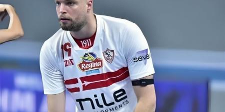 تفاصيل أزمة ديميتري ياكوفليف مع طائرة الزمالك قبل نهاية عقده