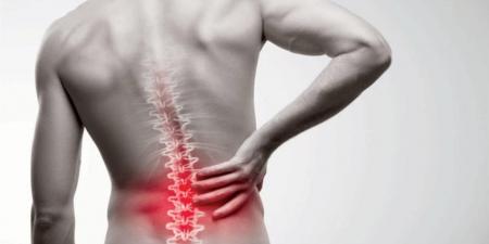 متى يكون ألم الظهر علامة على مشكلة صحية حقيقية؟