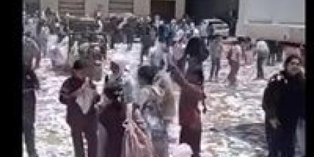 تعليم الدقهلية: فيديو تمزيق الكتب أمام مدرسة بالجمالية “قديم” وامتحانات نهاية العام لم تبدأ بعد