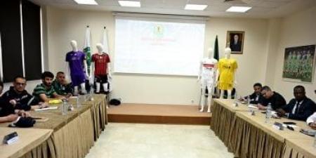 الزمالك يرتدي زيه التقليدي أمام اتحاد العاصمة فى نهائى الكونفدرالية