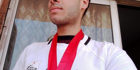 محمد علاء يتوج بميداليتين ذهبيتين فى بطولة الجمهورية لألعاب القوة البارالمبية