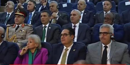 رئيس جامعة القاهرة يشارك في افتتاح المقر الجديد لجامعة "سنجور" بمدينة برج العرب الجديدة