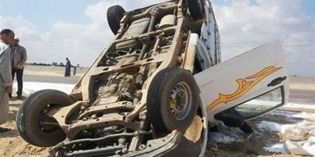 إصابة 14 شخصًا في انقلاب سيارة ربع نقل بطريق أسيوط الغربي بالفيوم