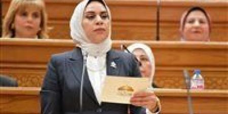 فاطمة عادل تطالب بمراجعة سياسات تمكين المرأة في ظل اتساع الفجوات الاقتصادية والاجتماعية