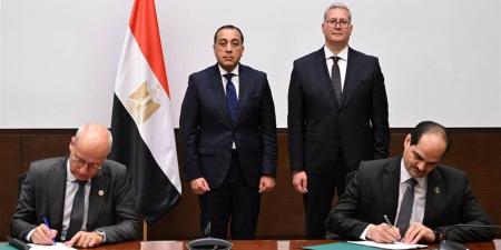 مصر توقع اتفاقية جديدة مع "توتال إنرجيز" للتعاون في أنشطة الغاز بالمتوسط