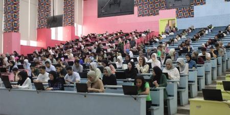 «آداب عين شمس» تحتفل بتفعيل معامل الاختبارات الإلكترونية