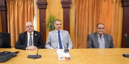 مجلس جامعة الأزهر: انتظام الامتحانات وتوفير البيئة الملائمة والانضباط داخل اللجان