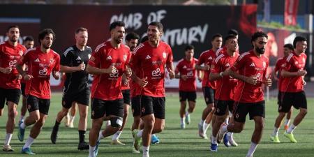 الأهلي يواجه دلفي وديًا اليوم استعدادًا لموقعة المصري في ختام الدوري