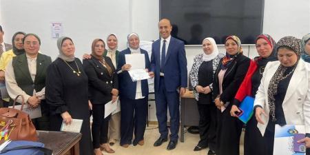 رئيس جامعة دمنهور يشهد ختام فعاليات البرنامج التدريبي لتأهيل مدربي الإرشاد الأسري