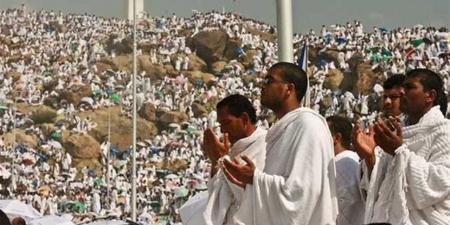 10 من قيادات الكهرباء يؤدون مناسك الحج.. و"عبدالشافي" يغادر الأربعاء