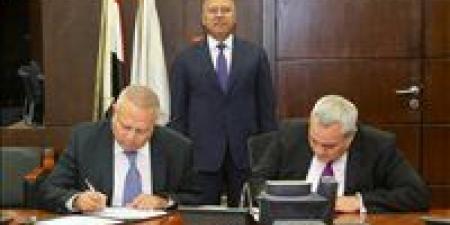 وزير النقل يشهد توقيع مذكرة تفاهم لإنشاء ميناء برج العرب الجاف ومنطقة لوجيستية متكاملة