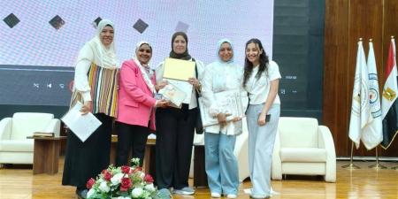 "الأعلى للمستشفيات الجامعية" يكرم معهد أبحاث أمراض العيون لدعمه منظومة مكافحة العدوى