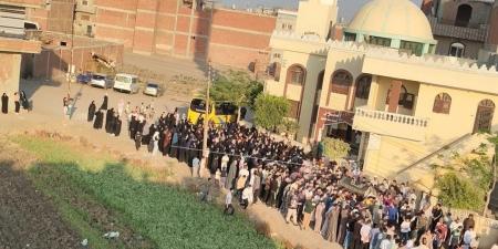 تشييع جنازة ملك ضحية التسمم بالشرقية