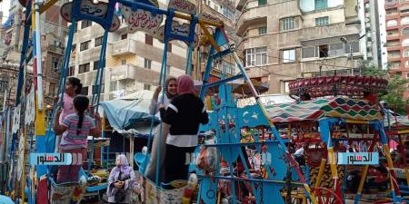 الأطفال يقبلون على الملاهي ومناطق الألعاب في ختام أيام العيد بالغربية