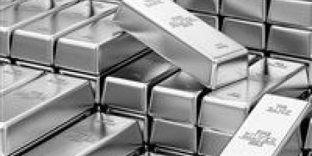 تراجع أسعار الفضة بمصر 0.7% خلال أسبوع.. واستقرار الجنيه يمتص صدمة الهبوط العالمي