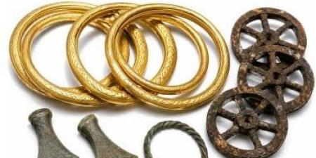 اكتشاف قلائد ذهبية عمرها 3000 عام في رومانيا