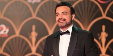 عمرو محمود ياسين يحسم الجدل حول تعاونه مع ياسمين عبد العزيز في رمضان 2027