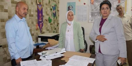 مدير "تعليم القاهرة" تتابع انطلاق أول أيام امتحانات الدبلومات الفنية دور أول