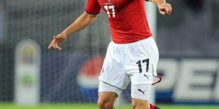 زكي عبد الفتاح: برادلي منح أحمد حسن مباريات إضافية لتحطيم رقم عميد لاعبي العالم