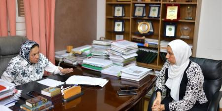 يمن الحماقي: تنسيق مصر مع منظمة التعاون الاقتصادي يعزز مشروعات الطاقة النظيفة والذكاء الإصطناعي (خاص)