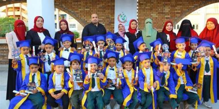 صناع الخير تحتفل بتخريج أطفال KG2 بمركز تنمية الأسرة والطفل بدمسنا في البحيرة