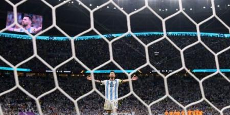 ميسي ورونالدو وأوشوا يتصدرون المشهد.. أكثر اللاعبين ظهورًا في تاريخ كأس العالم