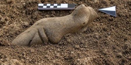 العثور على تماثيل نسائية بلا رؤوس في تركيا يكشف طقوس العصر الحجرى الحديث