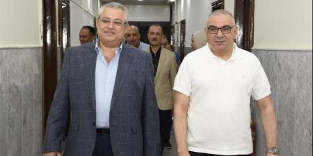 نائب رئيس جامعة عين شمس يتابع امتحانات نهاية الفصل الدراسي الثاني