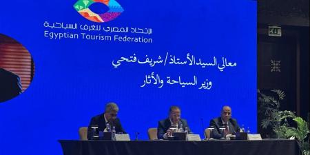 وزير السياحة يكشف ملامح ملامح التطوير في بعض المناطق الاستثمارية والسياحية