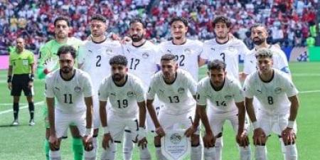الجماهير المصرية تشاهد مباراة مصر وبلجيكا بمركز شباب الجزيرة