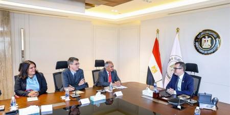 الحكومة تبدأ رسم ملامح "رؤية مصر 2040" وبرنامج اقتصادي يمتد حتى 5 سنوات